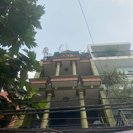 Lucky Homestay Sài Gòn Thành Pho Ho Chí Minh Esterno foto