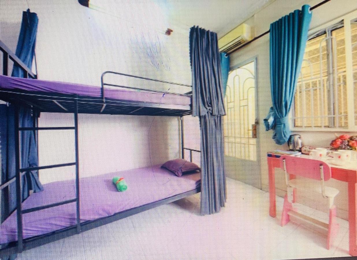 Lucky Homestay Sài Gòn Thành Pho Ho Chí Minh Esterno foto