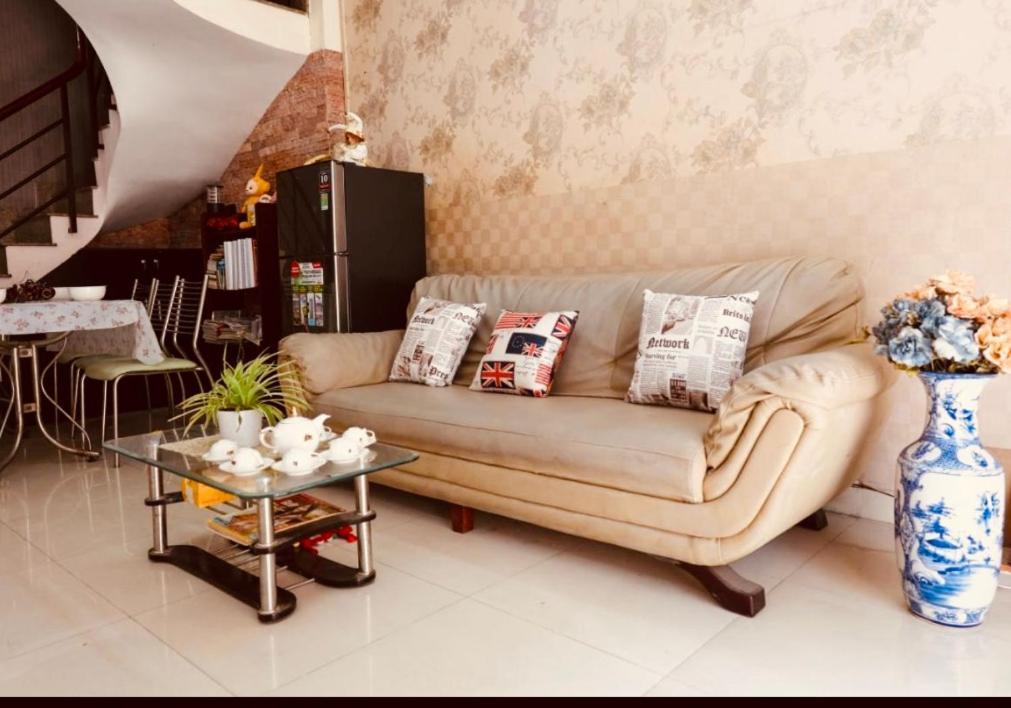 Lucky Homestay Sài Gòn Thành Pho Ho Chí Minh Esterno foto
